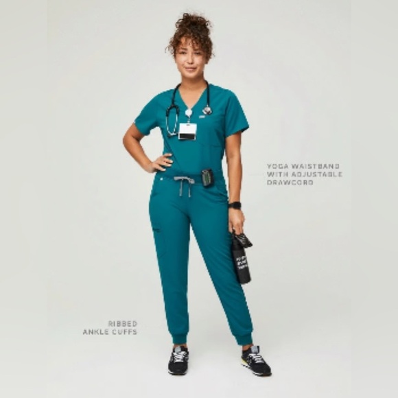 Figs Pants - Figs Zamora Jogger Scrub Pants Sz XL in Pacific blue